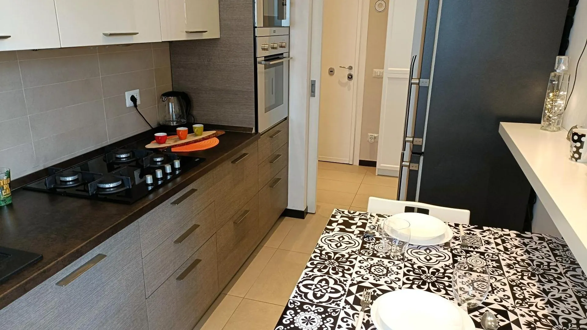 Apartment Ninfea Suite Home - Corsico -- Vicino A Isf E A 5 Minuti Da Tram -- Milan
